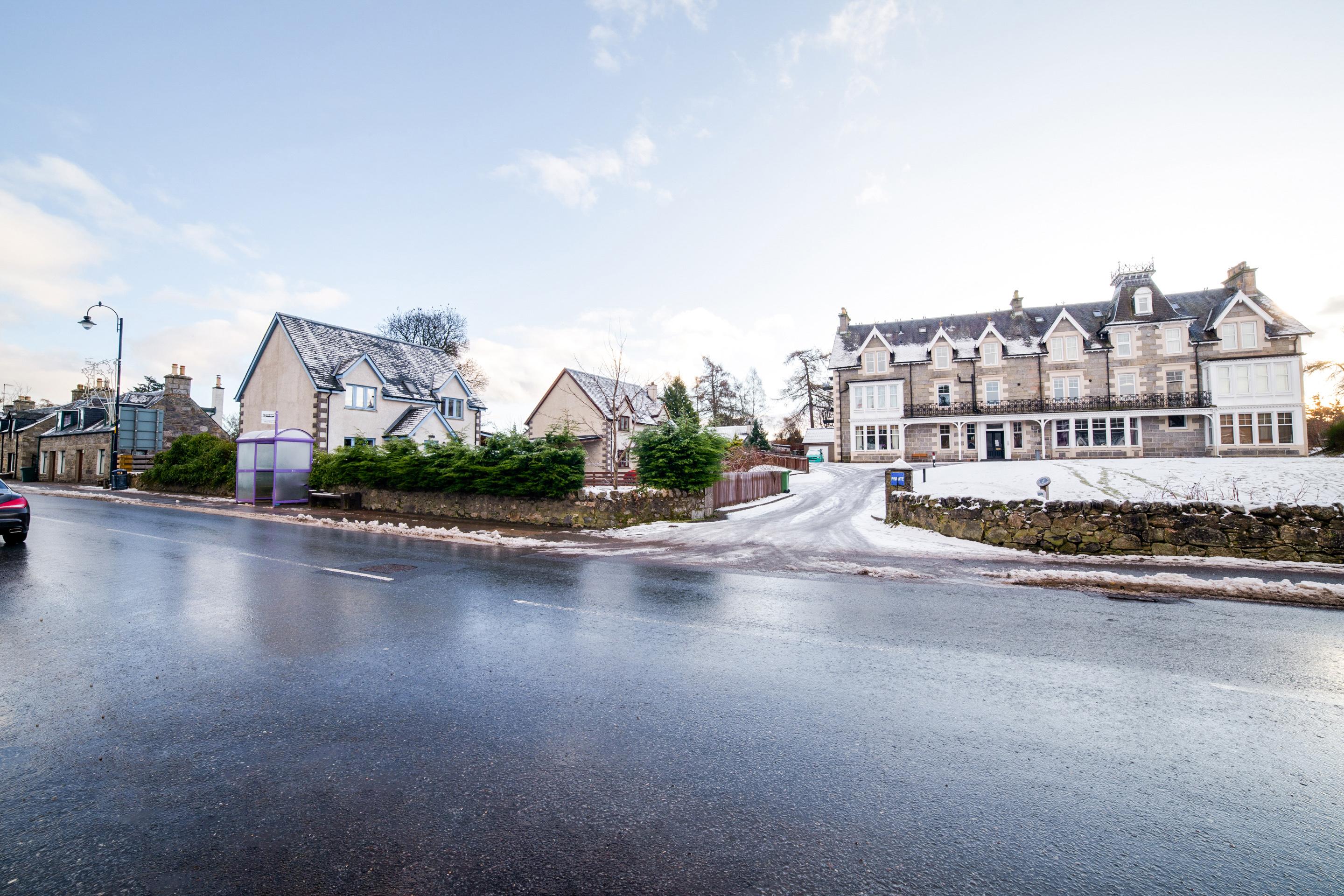 Oyo Braeriach Hotel, Highlands Scotland Newtonmore Exterior photo
